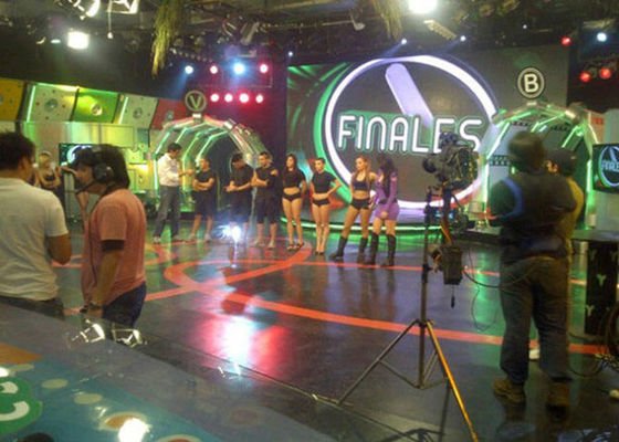 এসএমডি কার্টেন পি 4 ইনডোর ফুল কালার এলইডি ডিসপ্লে ওয়াটারপ্রুফ বিজ্ঞাপন ভিডিও ওয়াল