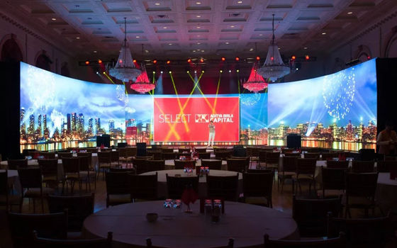 6000nits P3.91 বিজ্ঞাপনের শোয়ের জন্য ভাড়া এলইডি ভিডিও প্রদর্শন SMD1921